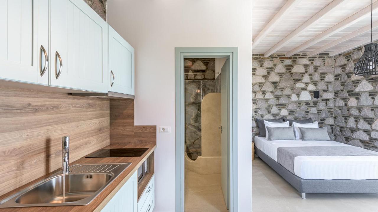 Thea Sunset Suites Mytakas Exterior photo